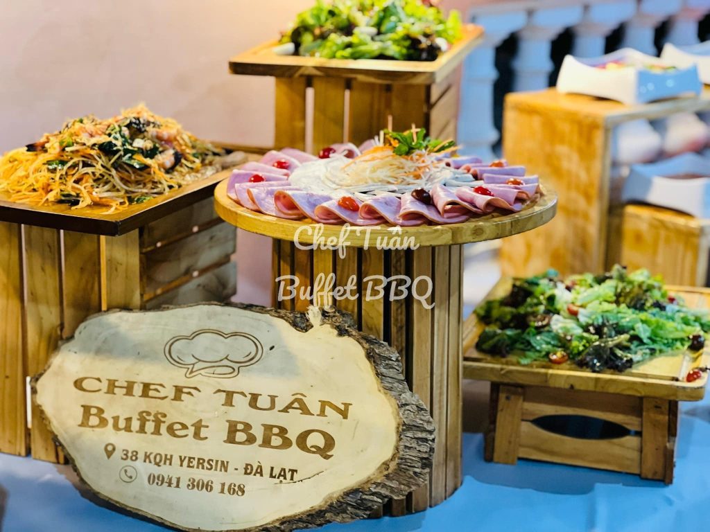 Chef Tuân - Đơn vị tổ chức tiệc cưới buffet BBQ ngoài trời Đà Lạt 